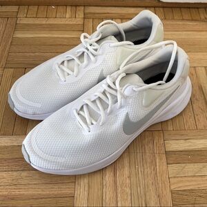 Nike Revolution 7 White Running Shoes